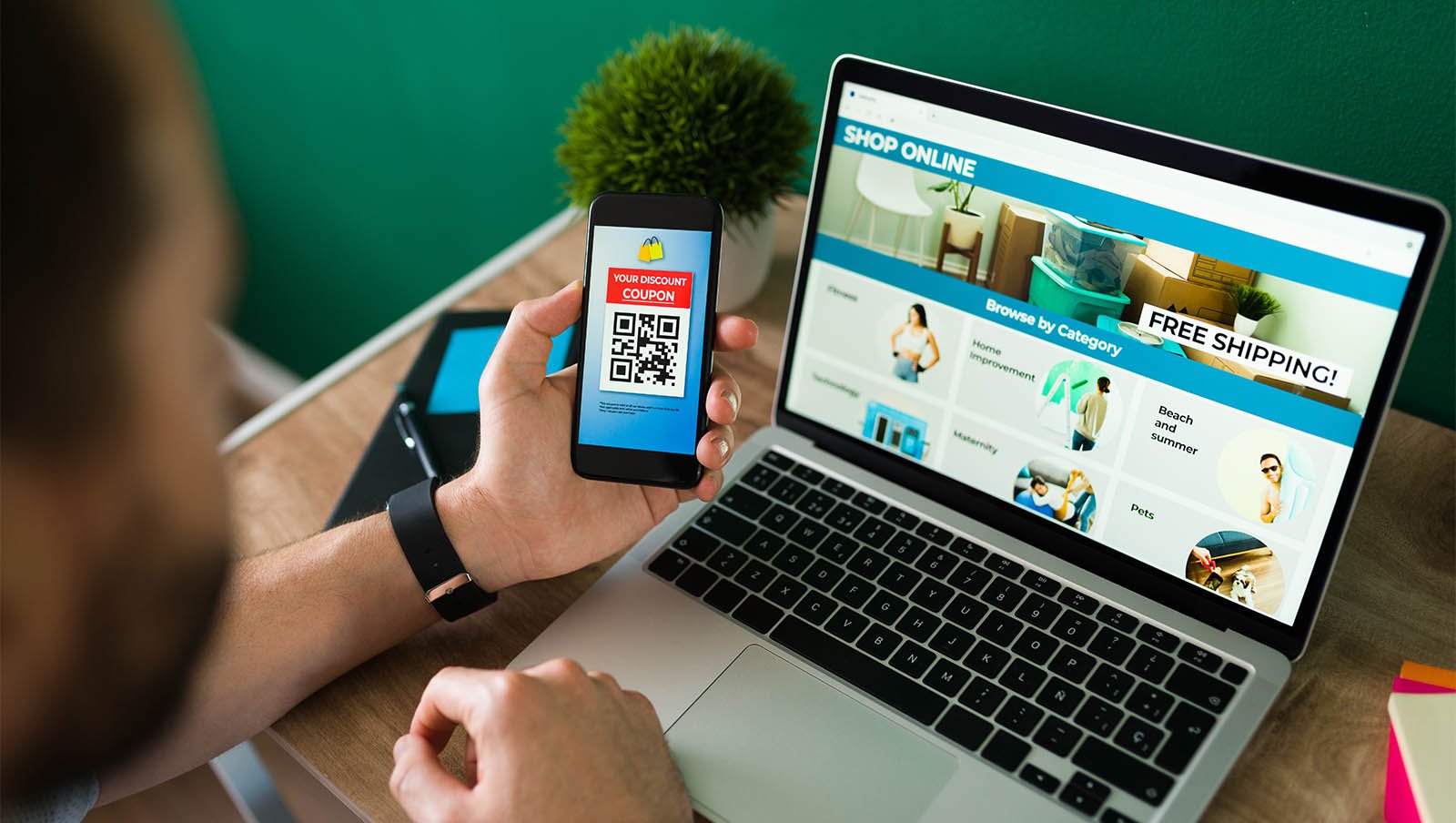 Composable commerce enabled by ecommerce solutions